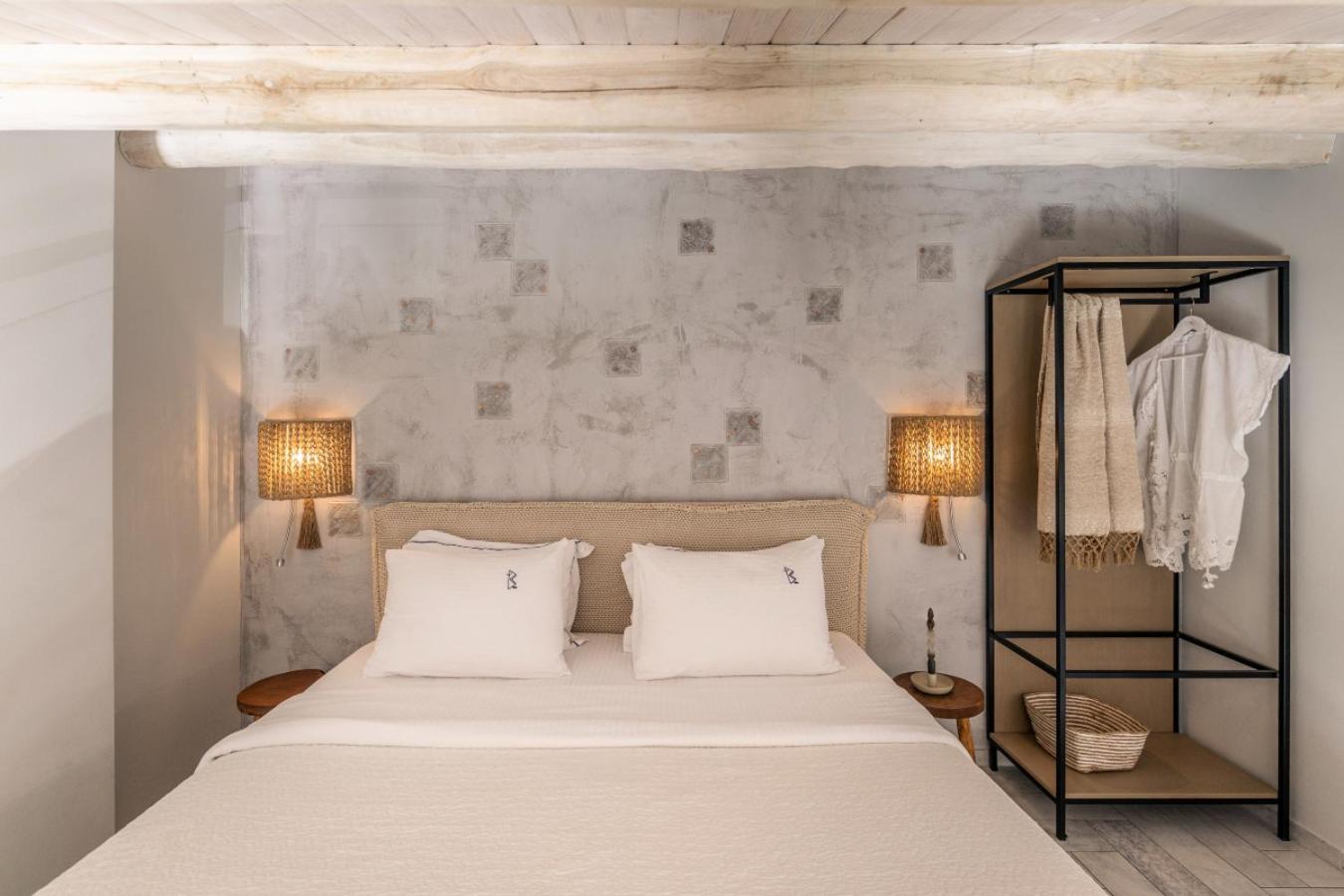 Blue Carpet Luxury Suites Pefkochori Esterno foto