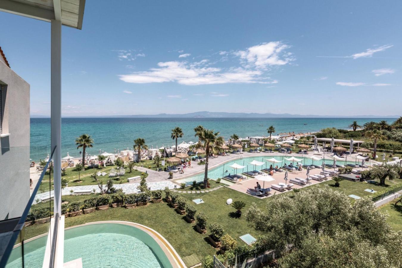 Blue Carpet Luxury Suites Pefkochori Esterno foto